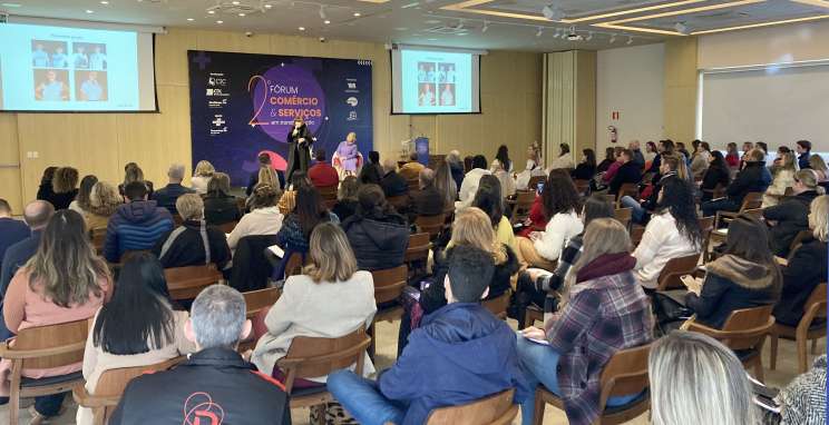 Evolução tecnológica, negócios online e mudança do comportamento do consumidor pautaram painéis do 2ª Fórum Comércio e Serviços em Transformação