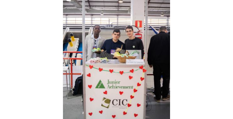 Bem-Dita, de Bento Gonçalves, é finalista do projeto Miniempresa da Junior Achievement