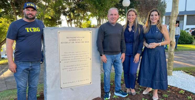 Unidos por Bento participa de homenagens às vítimas da tragédia climática do ano passado e reconhecimento aos voluntários