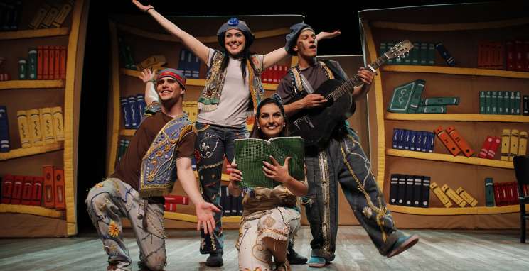 Alunos da rede municipal assistirão à peça ‘A menina da biblioteca’ do projeto ‘Viajando Pelo Mundo do Teatro’