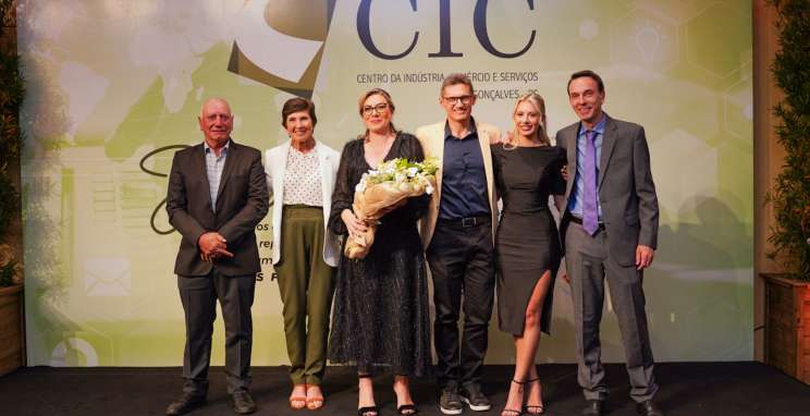 Carlos Lazzari e diretoria são empossados para comandar CIC-BG no biênio 2024-2025