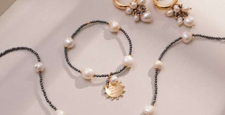 Roseli Balestro vende joias e semijoias para todo o Brasil