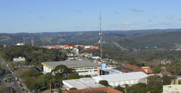  Bento Gonçalves retoma saldo positivo de empregos em abril
