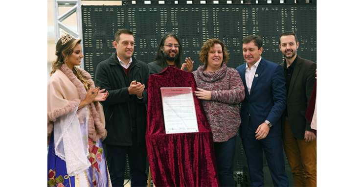 Bento Gonçalves vive momento histórico com volta do vinho encanado