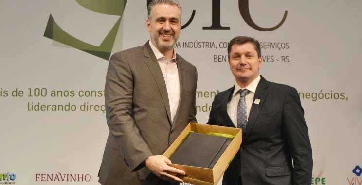 “É preciso desaprender para aprender novamente”, diz Randon