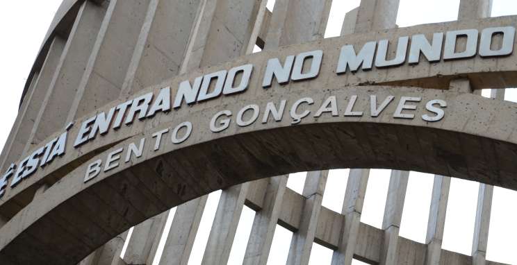 Empregos no setor de serviços refletem o impacto da tragédia de maio em Bento Gonçalves