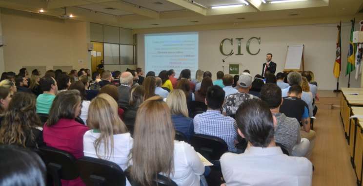 Expositores da ExpoBento participam de qualificação visando às boas vendas