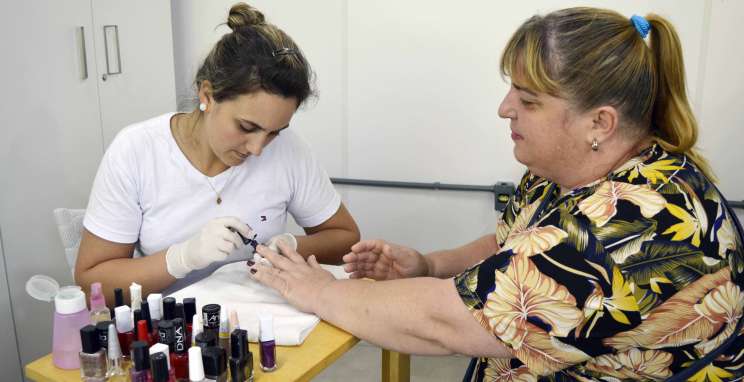 Parceiros Voluntários faz ações para valorizar mulheres