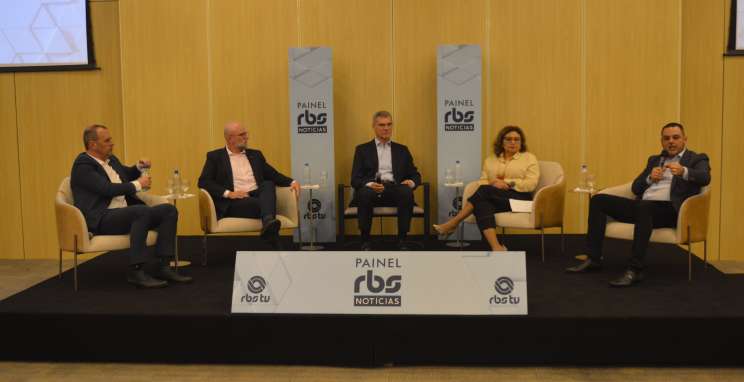 Painel no CIC-BG discute formas de melhoria da mão de obra