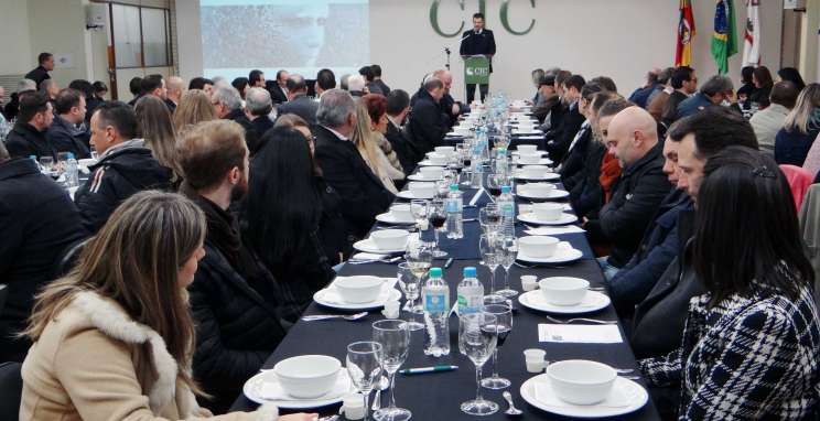 O mundo precisa de mais empresas relevantes