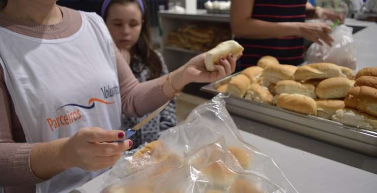 Desafio Voluntário convida comunidade a praticar o engajamento social