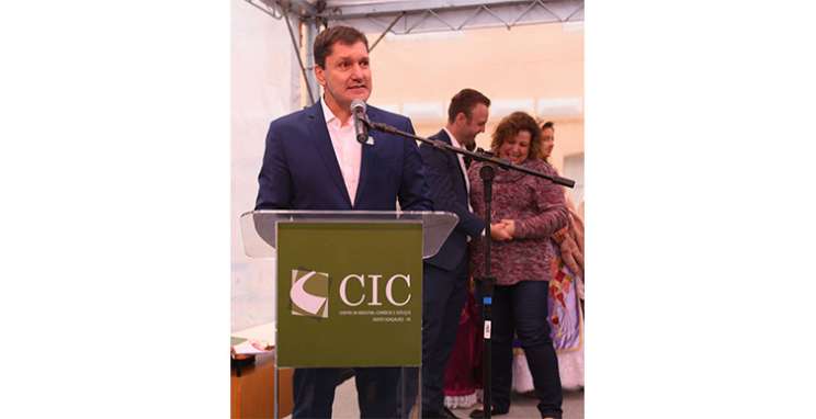 Bento Gonçalves vive momento histórico com volta do vinho encanado