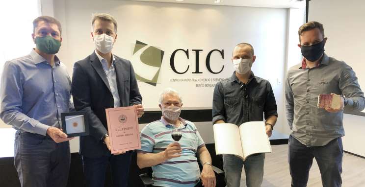 História da Fenavinho será contada e eternizada em livro 