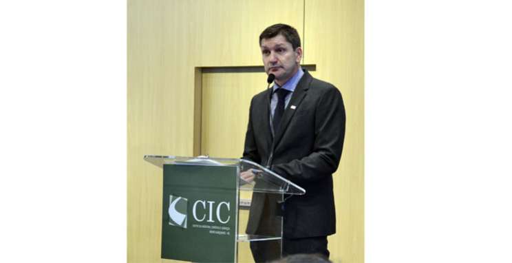 ‘Esta eleição se dará no terreno dos valores’