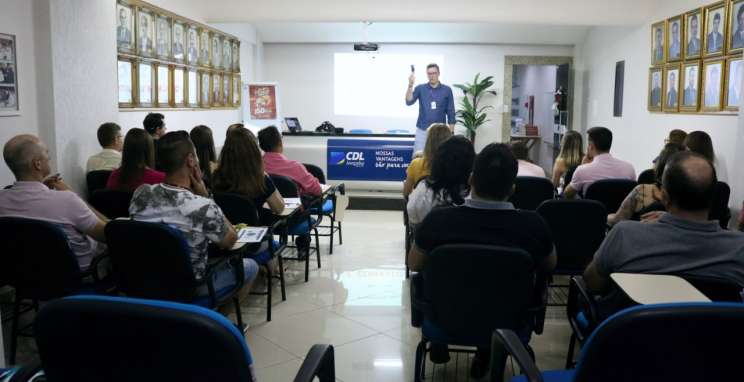 “Empreenda-se” promove treinamentos e formação de profissionais