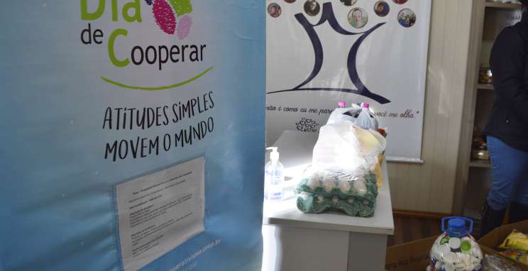 Parceiros Voluntários faz intermédio de doações para a AIDD Bento Gonçalves