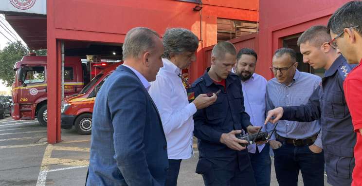 Unidos por Bento entrega drone de última geração para forças policiais do município