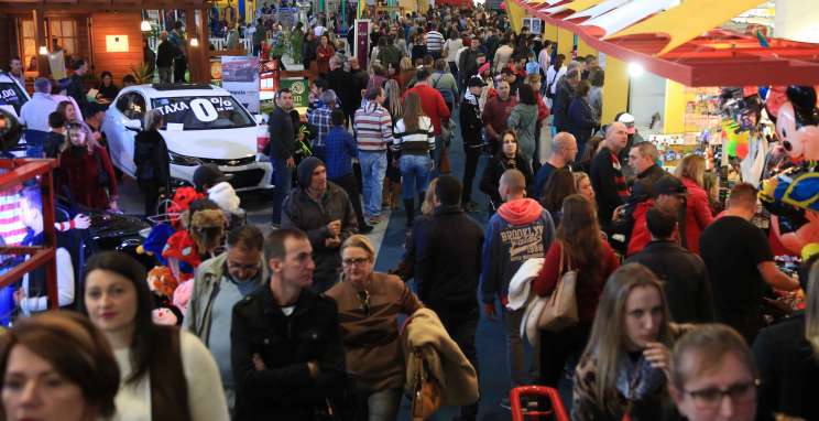 Mais de 75 mil pessoas visitam primeiro fim de semana da ExpoBento