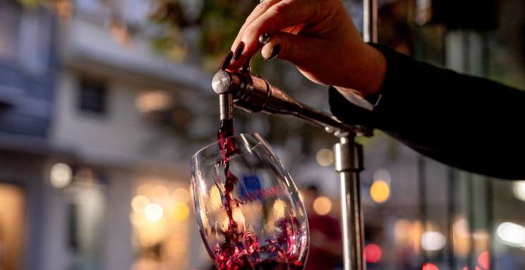 Vinho Encanado e Festival Enogastronômico da 20ª Fenavinho seguem hoje e amanhã