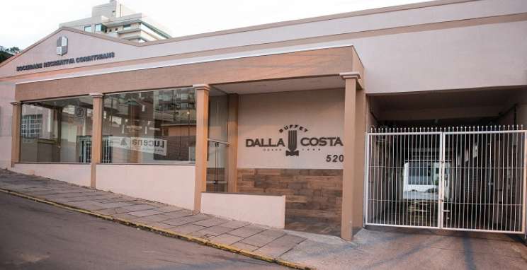 Buffet Dalla Costa oferece serviço de delivery e congelados