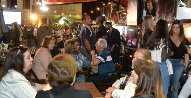 Festa do Espumante une boa gastronomia e vinhos premiados