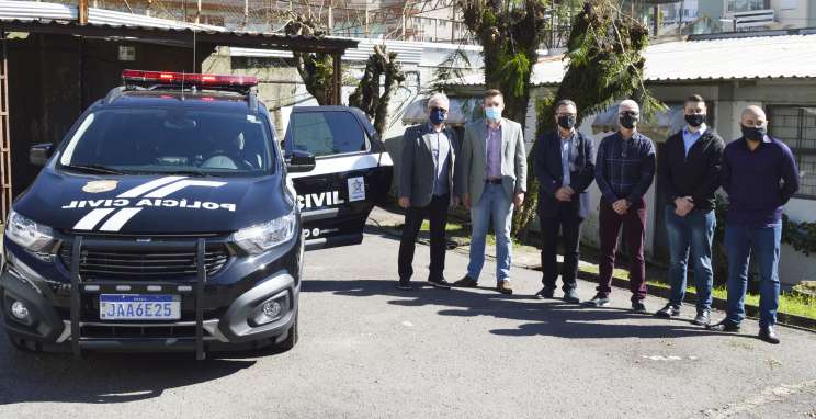 Consepro entrega viatura à Polícia Civil de Bento Gonçalves