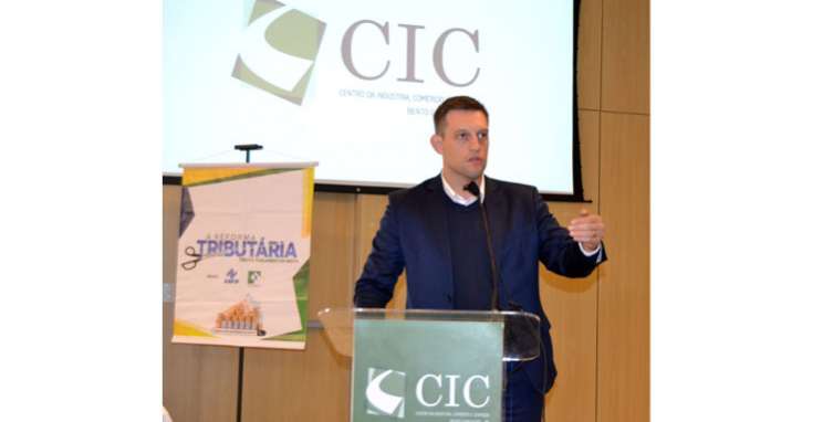 Frente Parlamentar apresenta ideias de reforma tributária no CIC-BG