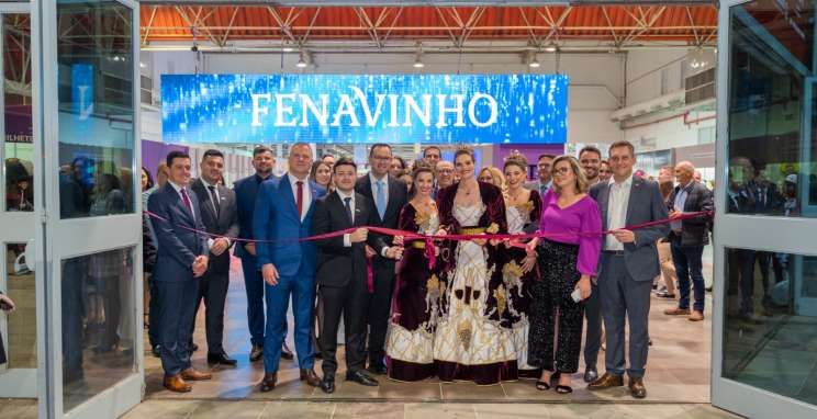 Em solenidade festiva, ExpoBento e Fenavinho abrem para brindar negócios e alegria