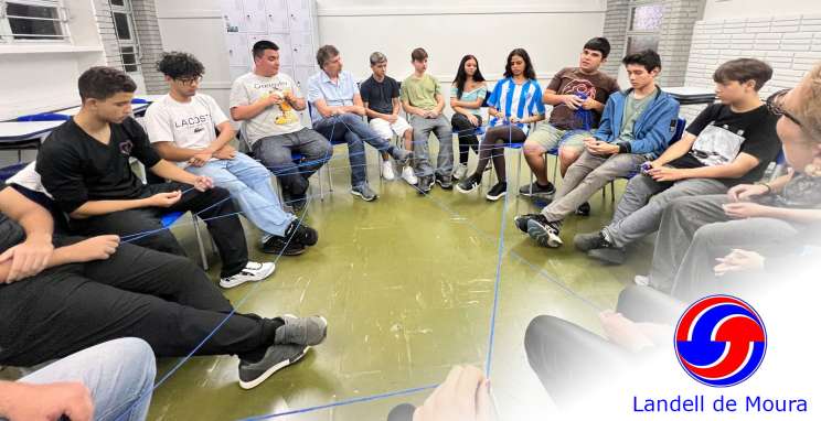 Jovens empreendedores iniciam jornada no Miniempresa 2025