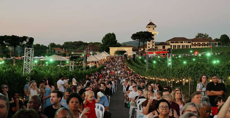 Natal nos Vinhedos encerra 4ª edição com recorde de público