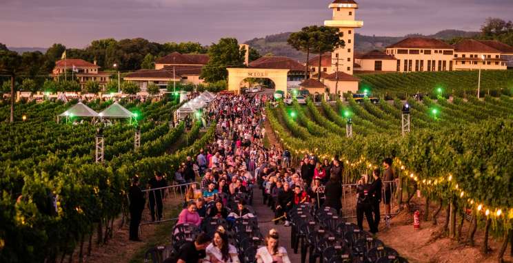 Natal nos Vinhedos celebra entretenimento e enoturismo no segundo fim de semana de programação