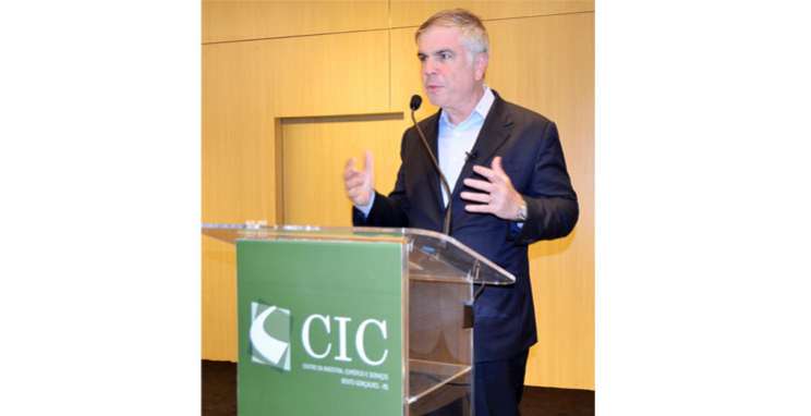 ‘Esta eleição se dará no terreno dos valores’