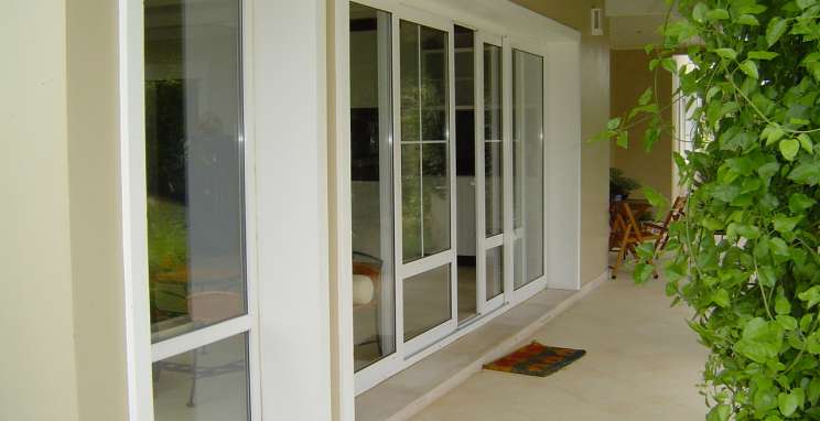  Panazzolo Esquadrias de PVC