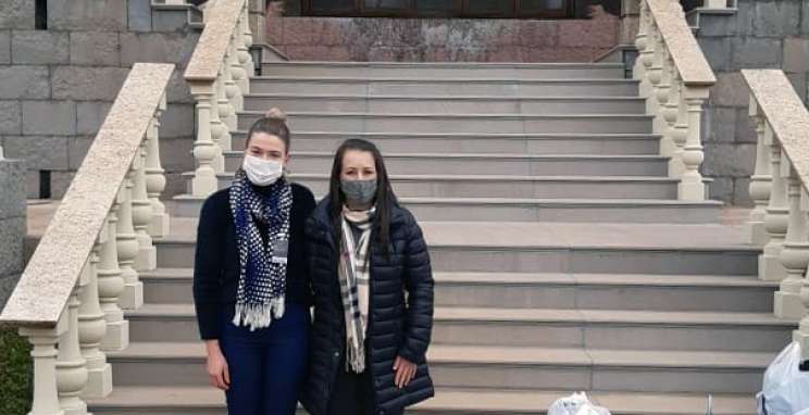 Parceiros Voluntários de Bento Gonçalves arrecada agasalhos para comunidades carentes     