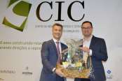 Presidente do CIC-BG, Rogério Capoani, e Prefeito de Bento Gonçalves, Diogo Siqueira