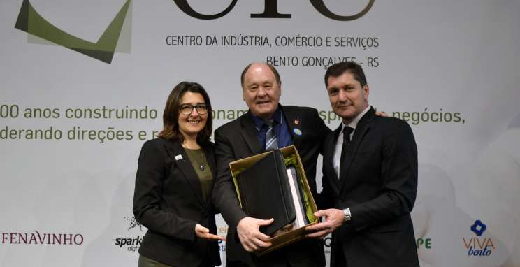 Sociedade precisa auxiliar o setor público, diz presidente do Observatório Social