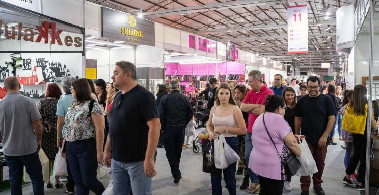 ExpoBento e Fenavinho atraem mais de 95 mil visitantes nos primeiros quatro dias