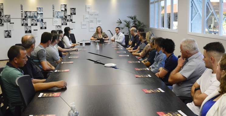 Qualifica Bento entrega diplomas para quarta turma de profissionais