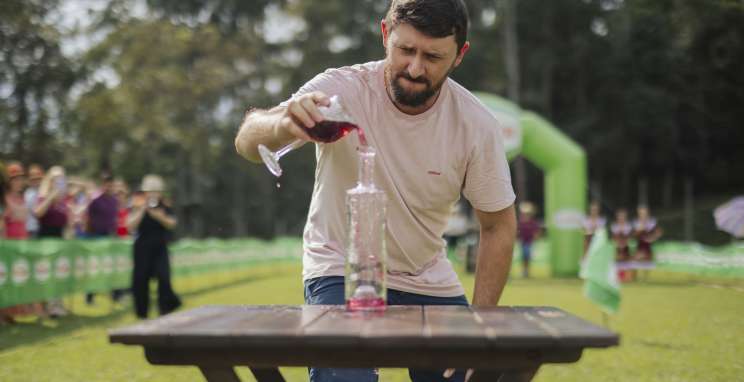 Com etapa em Faria Lemos, Jogos Coloniais da 19ª da Fenavinho encerram classificatórias