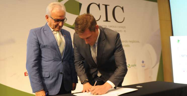 Consepro celebra convênio para policiamento comunitário