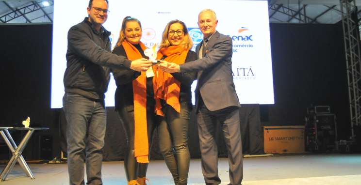 30ª ExpoBento e 17ª Fenavinho premiam expositores destaques da edição