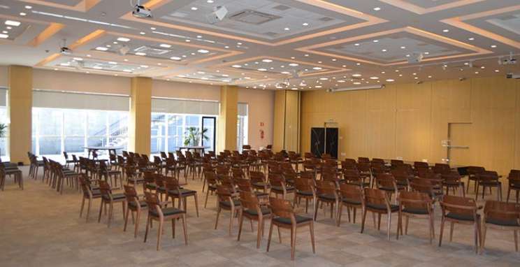 Multifuncional, estrutura do CIC-BG pode ser locada para eventos