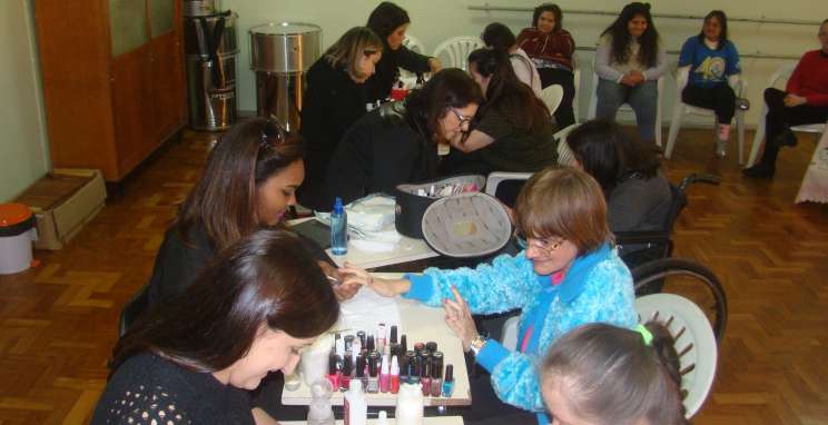 Projeto voluntário beneficia alunos da Apae  