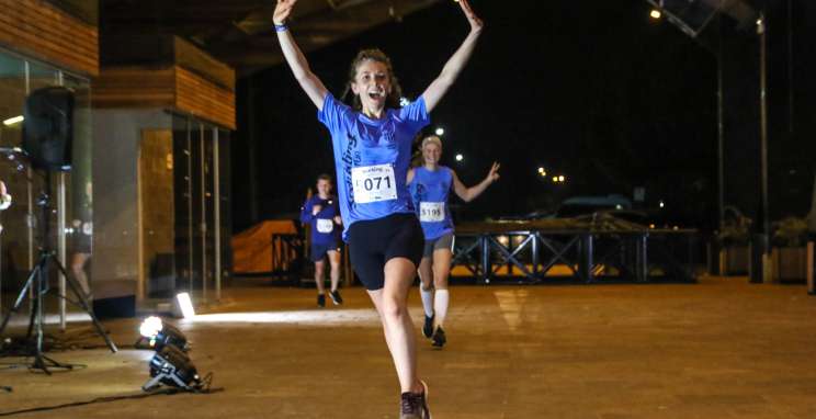 Sparkling Night Run reúne mais de 700 participantes em sua 6ª edição
