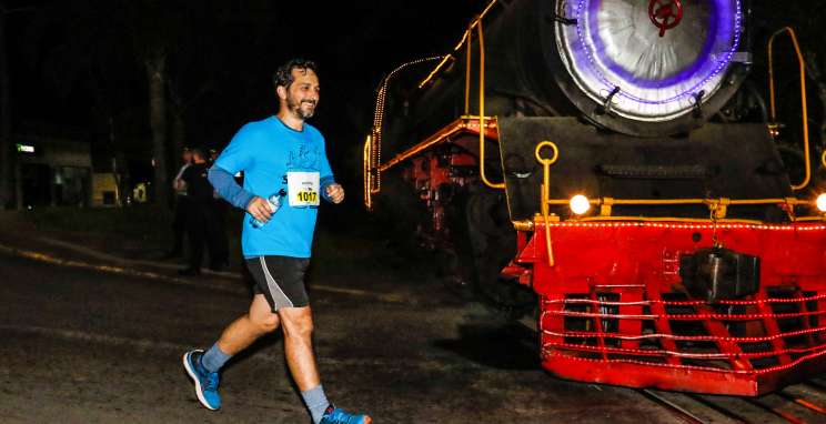 Sparkling Night Run ocorre em 28 de outubro e abre o último lote de inscrições