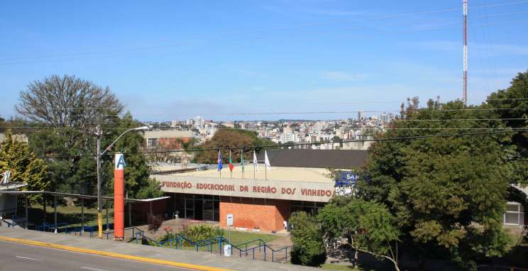 UCS Bento Talks debate desafios da economia brasileira