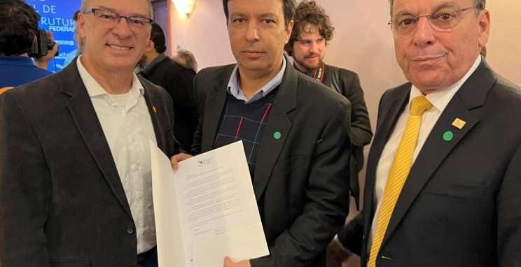 CIC-BG entrega pauta de reivindicações por melhorias na malha viária da Serra gaúcha ao DNIT